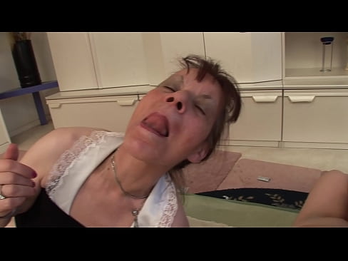 ❤️ Tha triùir aig dà sheanmhair agus aon sheanair ️ Bhidio anal aig porn gd.pornohammer.ru ️❤