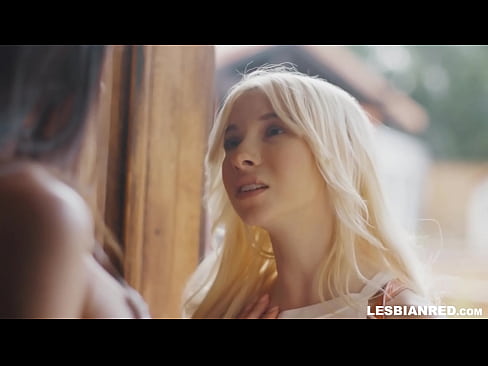 ❤️ Nighean a 'tighinn dhachaigh beagan mhìosan an dèidh sin agus a' crìochnachadh suas ag ithe a h-stepmom's pussy ️  Bhidio anal  aig porn gd.pornohammer.ru ️❤